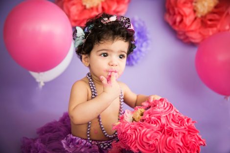 Baby photography  
Cake Smash 
Loomi Photography
